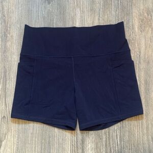 Athleta Salutation Stash Shorts, NWOT, Size Large, 5 inch inseam, Navy